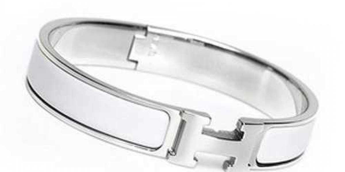 2021 Designer replica Bracelets for Girls Online Women