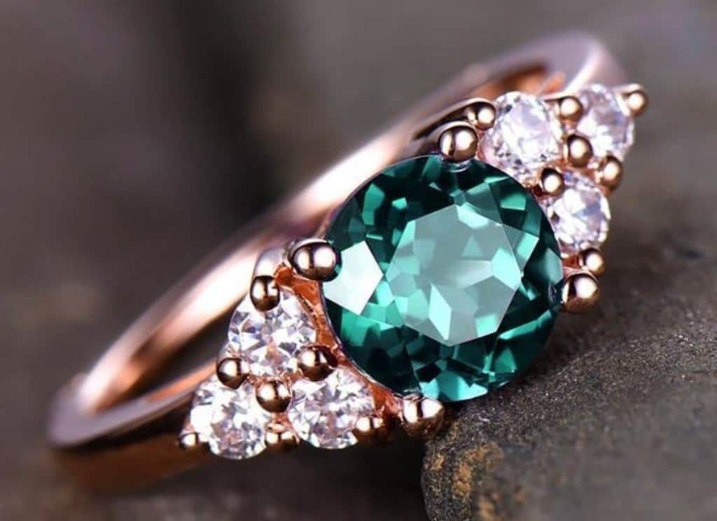 Here is why you should buy Alexandrite? - Lone Shopper