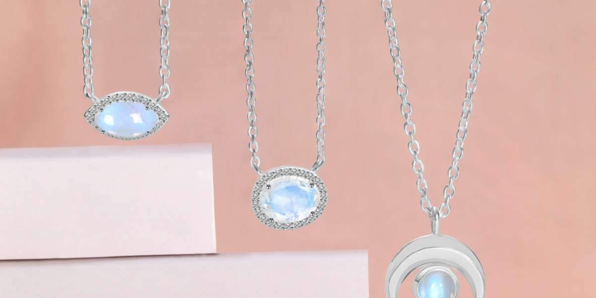 Beautiful Designs of Moonstone Jewelry | Sagacia Jewelry